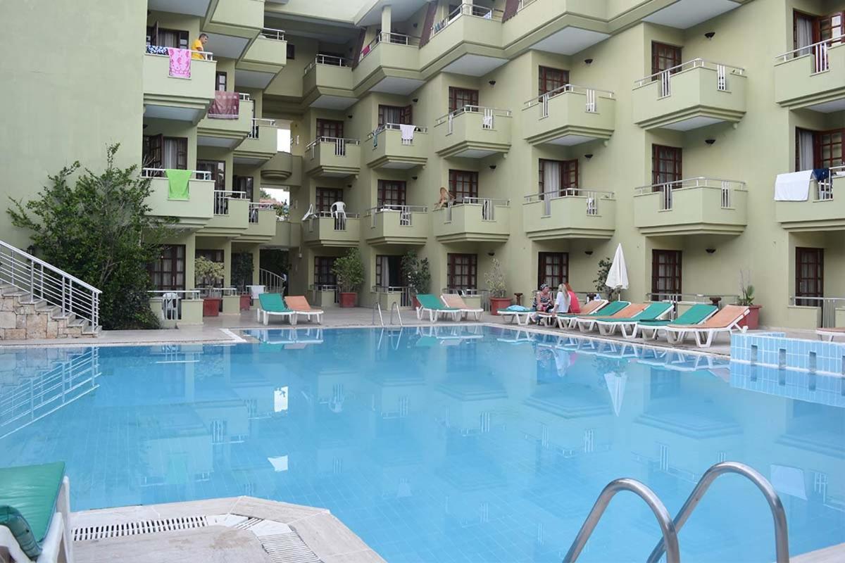 Ares City Hotel ケメル エクステリア 写真