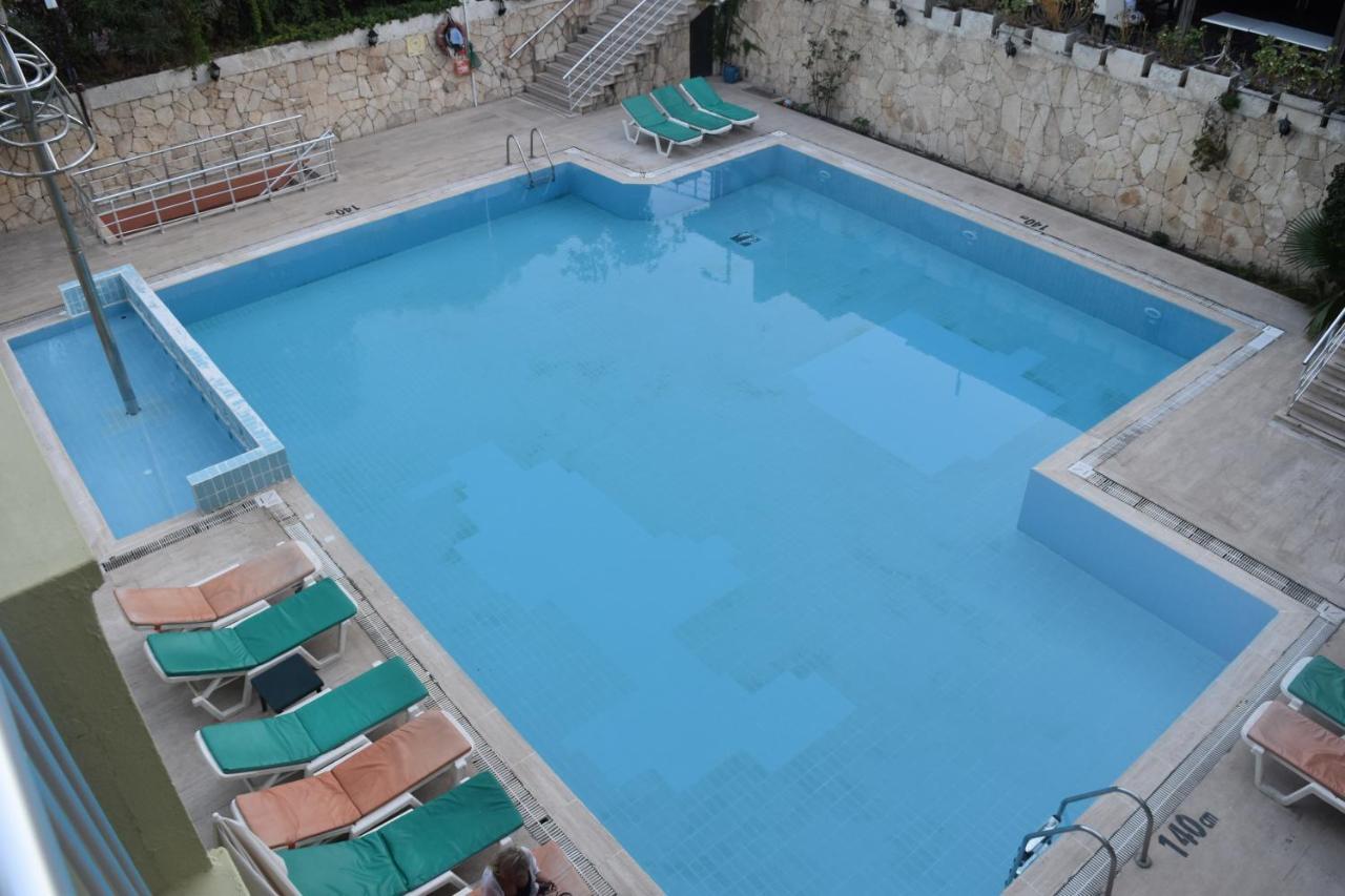 Ares City Hotel ケメル エクステリア 写真